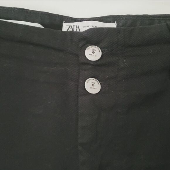 Zara Denimwear Cuffed Hem Jeans in Black Size 6 - Picture 3 of 8